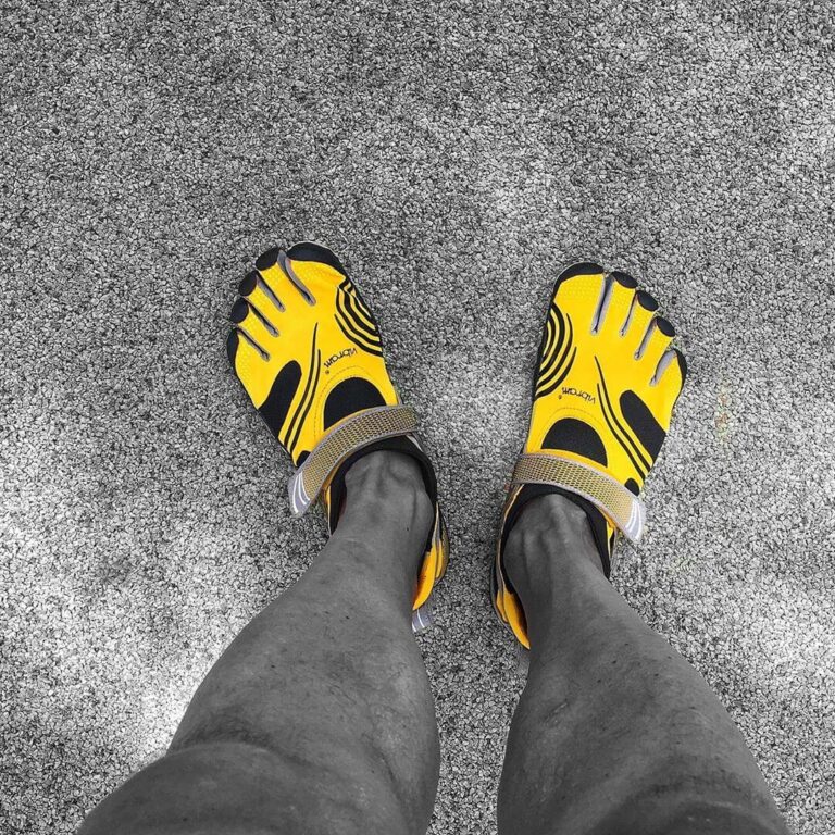 migliori-scarpe-con-le-dita-vibram